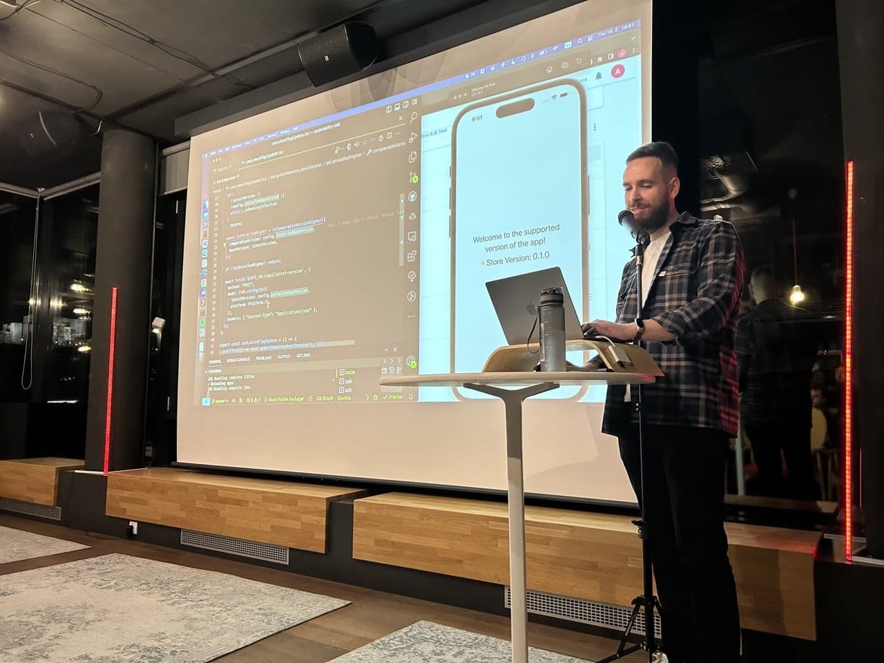 Public talk picture
